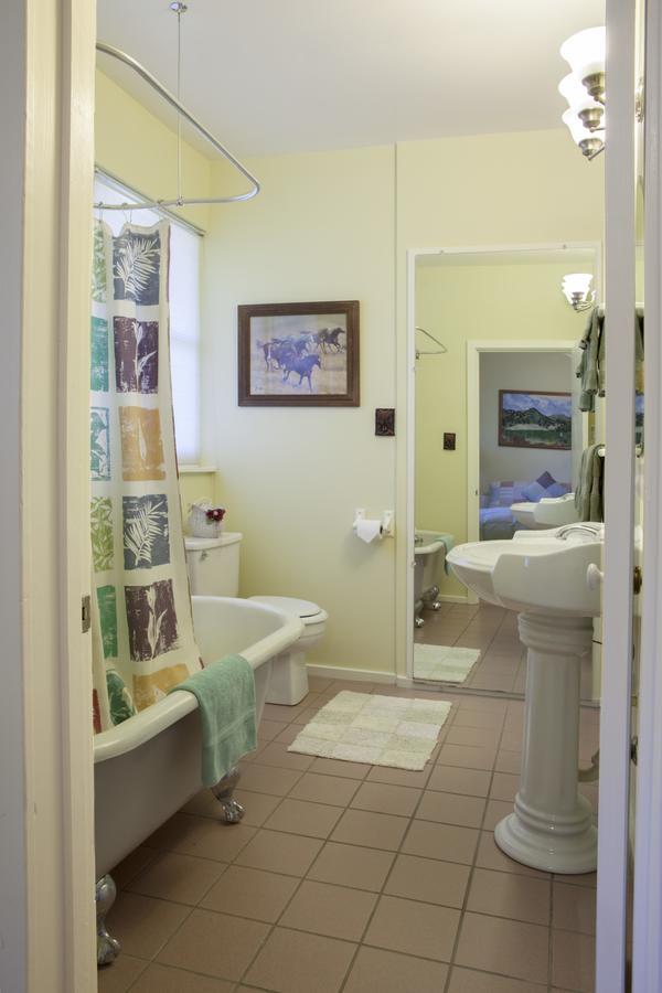 Rustridge Ranch & Winery Bed & Breakfast เซนต์เฮเลนา ภายนอก รูปภาพ