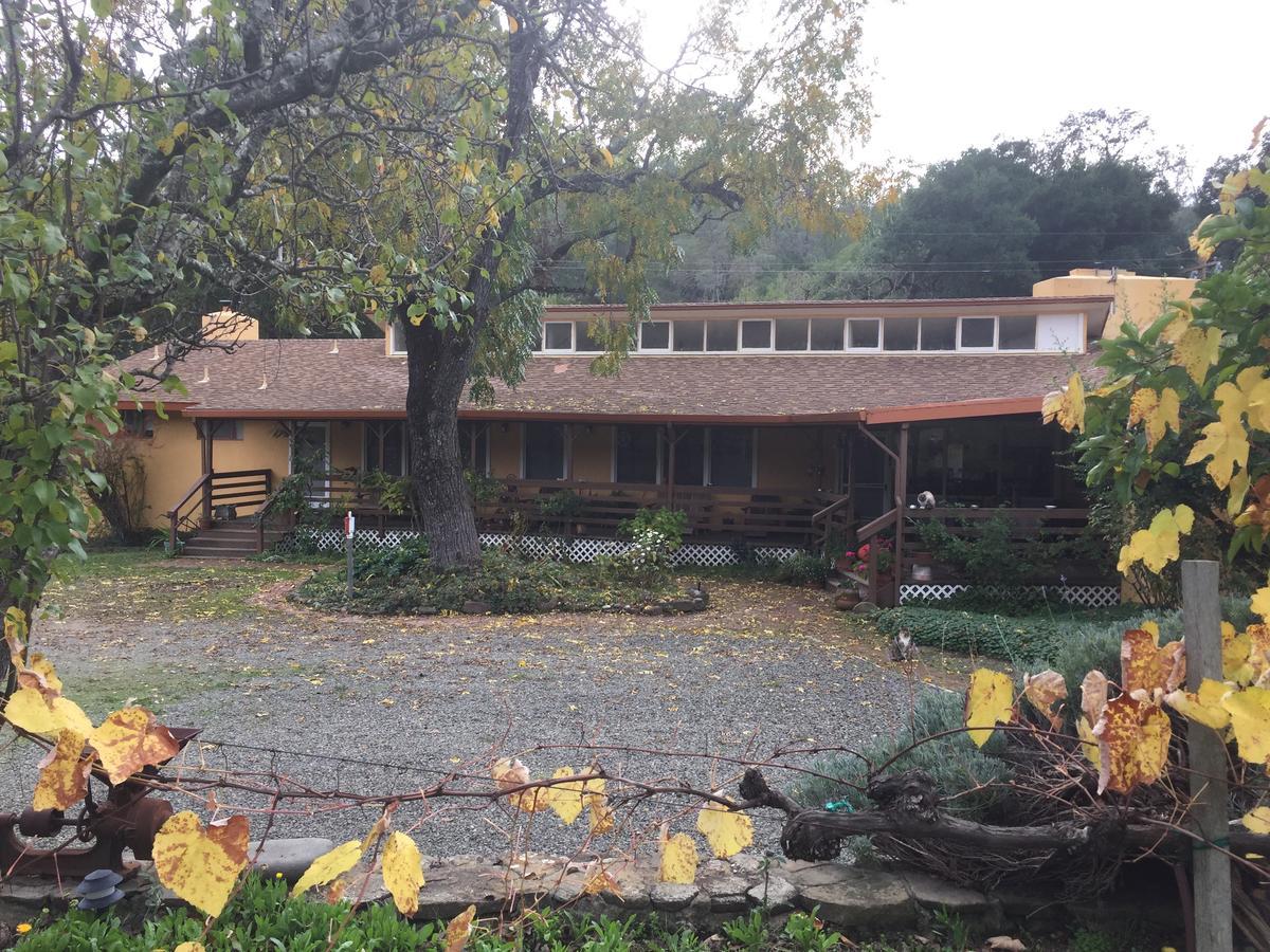 Rustridge Ranch & Winery Bed & Breakfast เซนต์เฮเลนา ภายนอก รูปภาพ