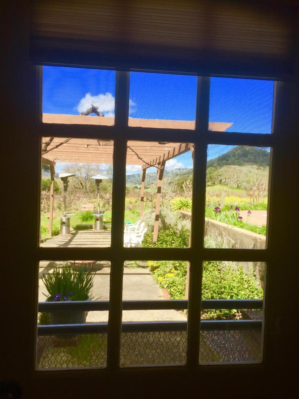 Rustridge Ranch & Winery Bed & Breakfast เซนต์เฮเลนา ภายนอก รูปภาพ